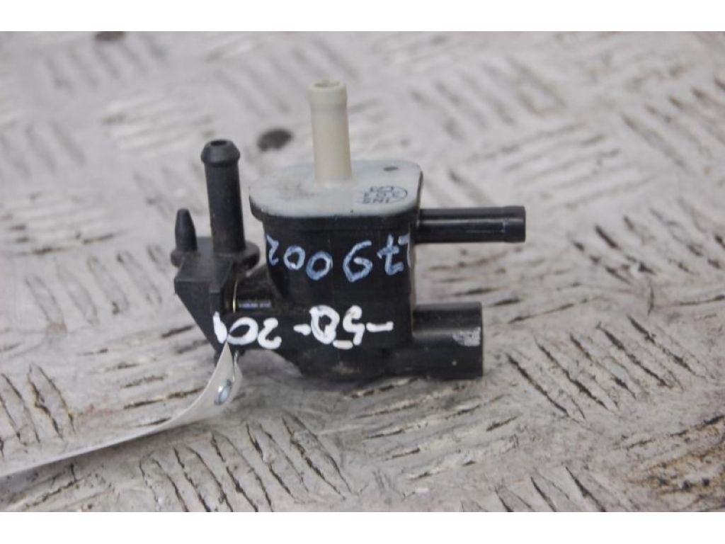 90910-TC001 | Клапан электромагнитный (вакуумный) TOYOTA CAMRY 50 12-15