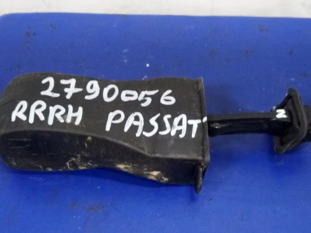 561 839 249 C | Ограничитель двери задн. VOLKSWAGEN PASSAT B7 11-15