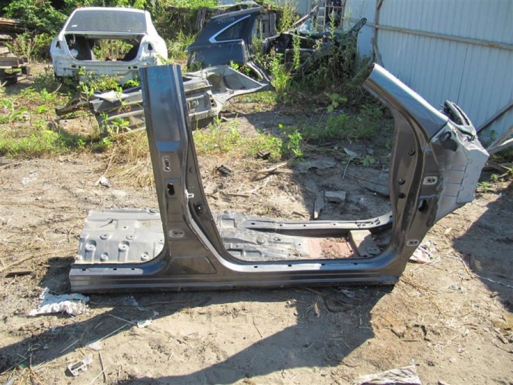 G6022-9NBMA | Стойка кузова средняя прав. INFINITI QX60/JX35 12-20