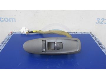 Кнопка стеклоподъемника передн. прав. INFINITI QX60/JX35 12-20