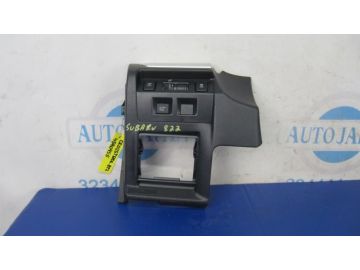 Накладка торпедо лів. SUBARU CROSSTREK 12-17