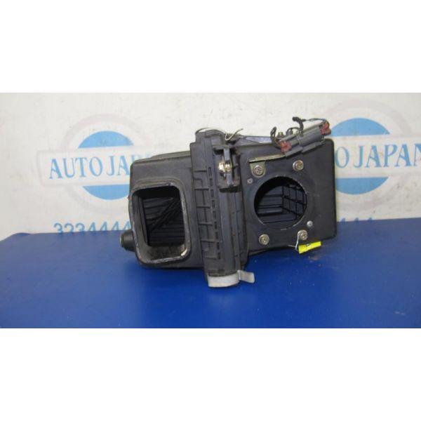 Корпус повітряного фільтра NISSAN MAXIMA A32 94-99 16500-31U05 — 5