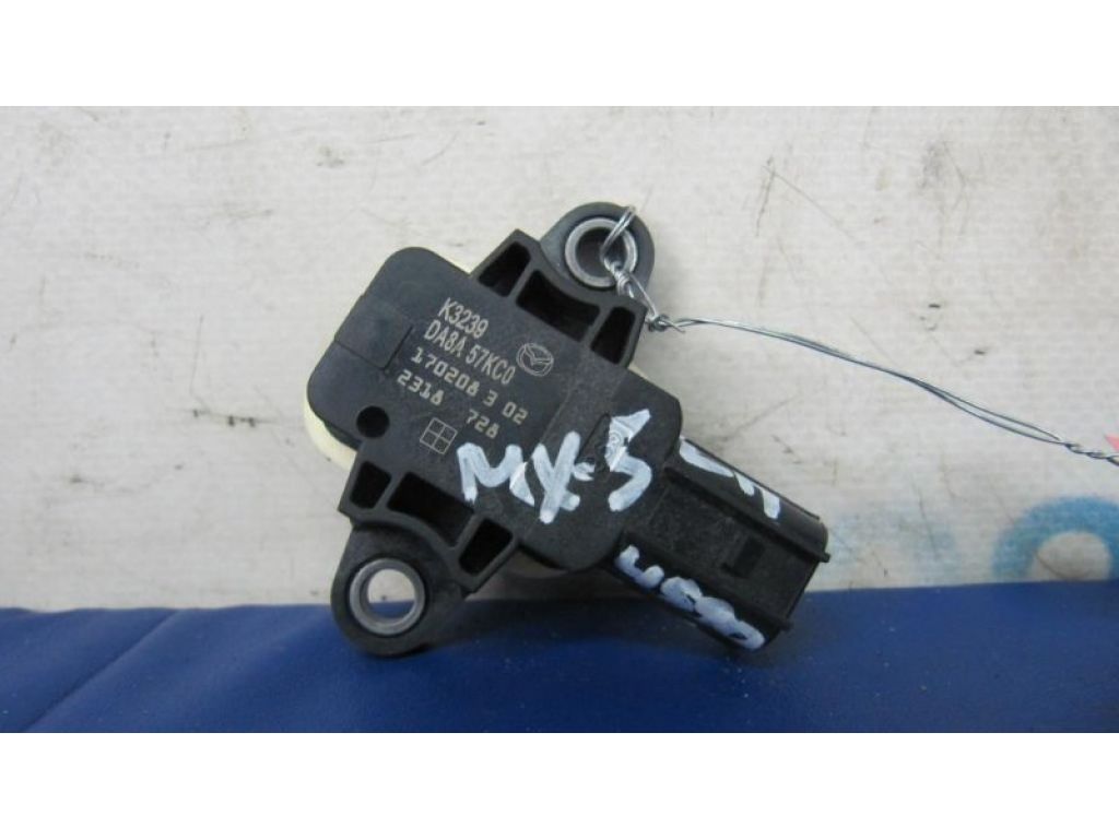 DA8A-57-KC0 | Датчик удара MAZDA MX-5 15-