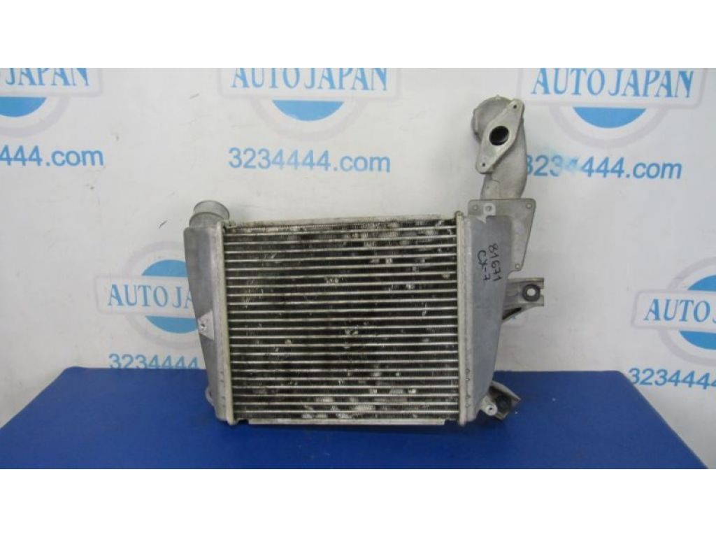 L33X-13-565A | Радіатор інтеркулера MAZDA CX-7 06-12
