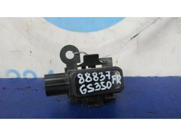 Датчик парктроніка передн. LEXUS GS350 GS300 05-11
