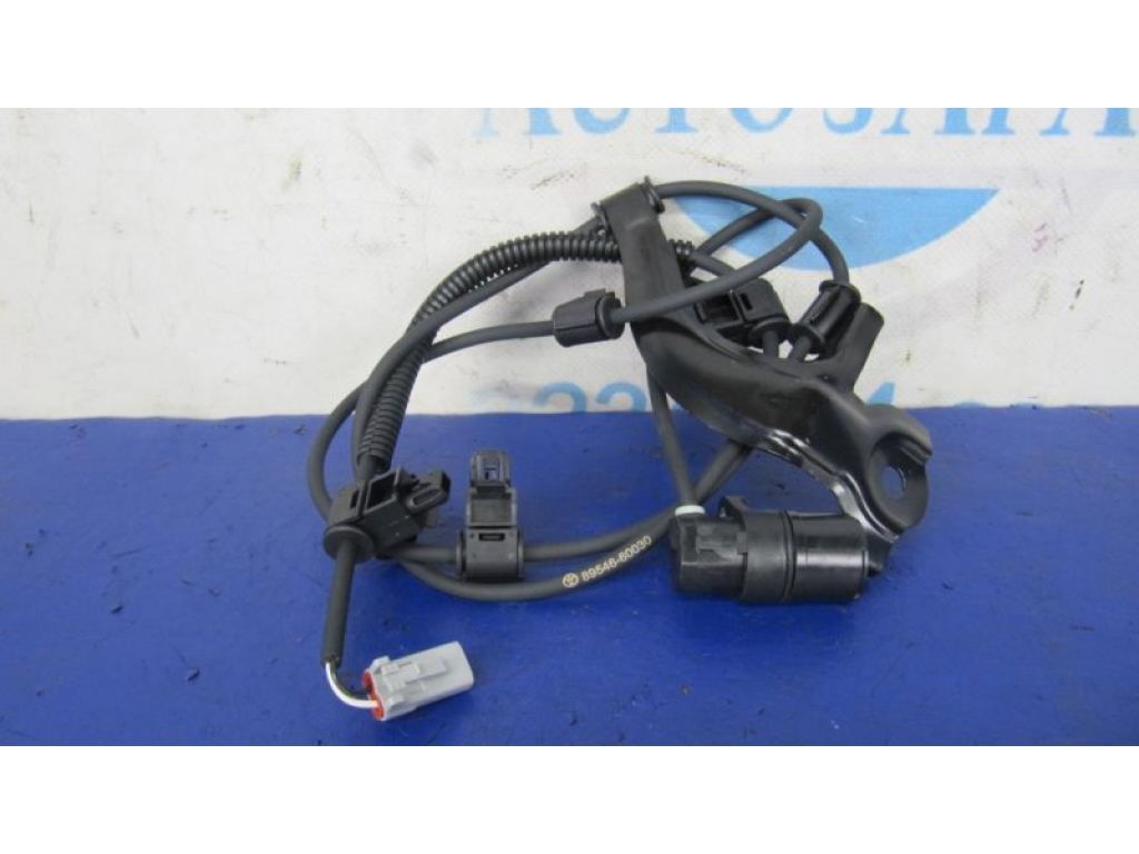 89546-60030 | Датчик ABS задн. лев. TOYOTA LAND CRUISER 100 97-06