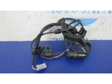 Датчик ABS задн. лев. TOYOTA LAND CRUISER 100 97-06