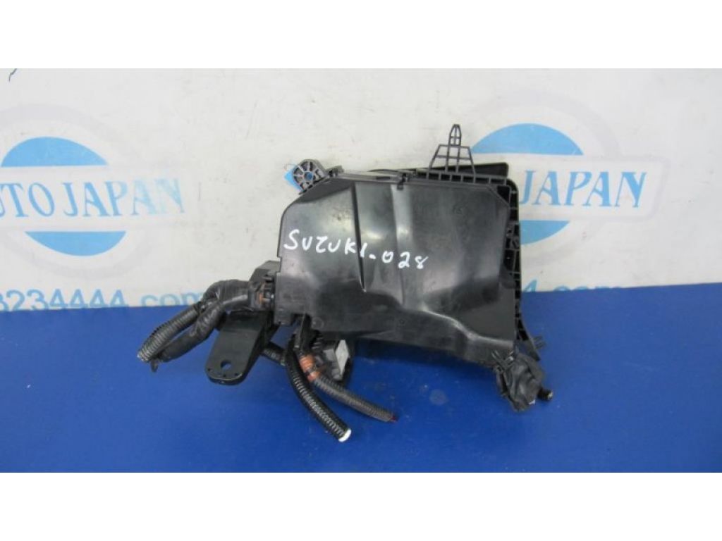 36738-57L00 | Блок запобіжників моторний відсік SUZUKI KIZASHI 09-14 - Фото 4