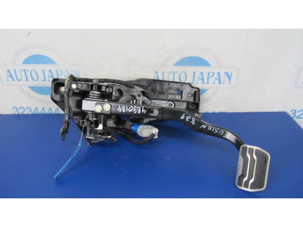 DG9Z-2455-W | Педаль тормоза FORD FUSION 14-