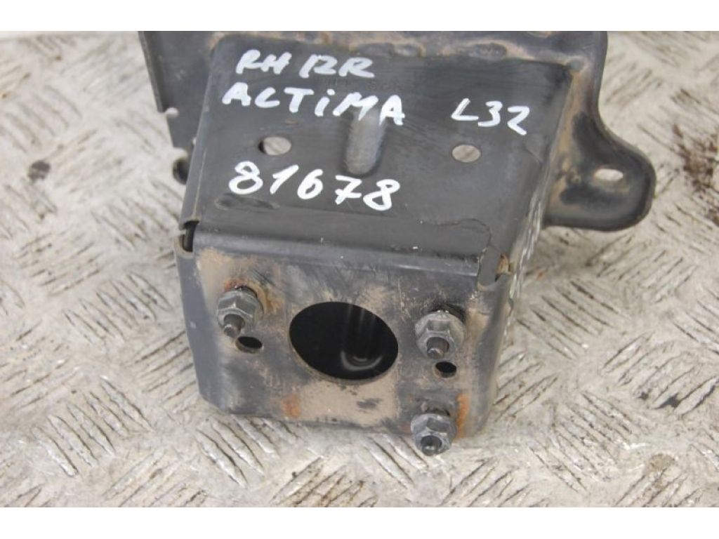 62210-JA00A | Кронштейн підсилювача переднього бампера прав. NISSAN ALTIMA L32 07-12 - Фото 3