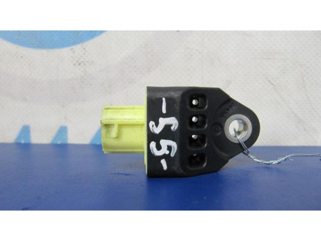89831-06070 | Датчик удара передн. TOYOTA CAMRY 55 14-17