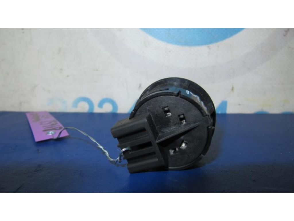 25315-JK01A | Кнопка регулировки рулевой колонки NISSAN MURANO Z51 07-14 - Фото 3