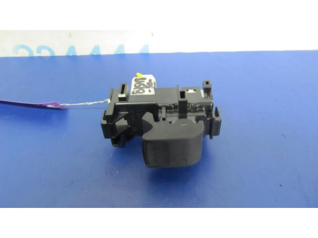 74271-06280 | Кнопка стеклоподъемника задн. прав. TOYOTA CAMRY 50 12-15