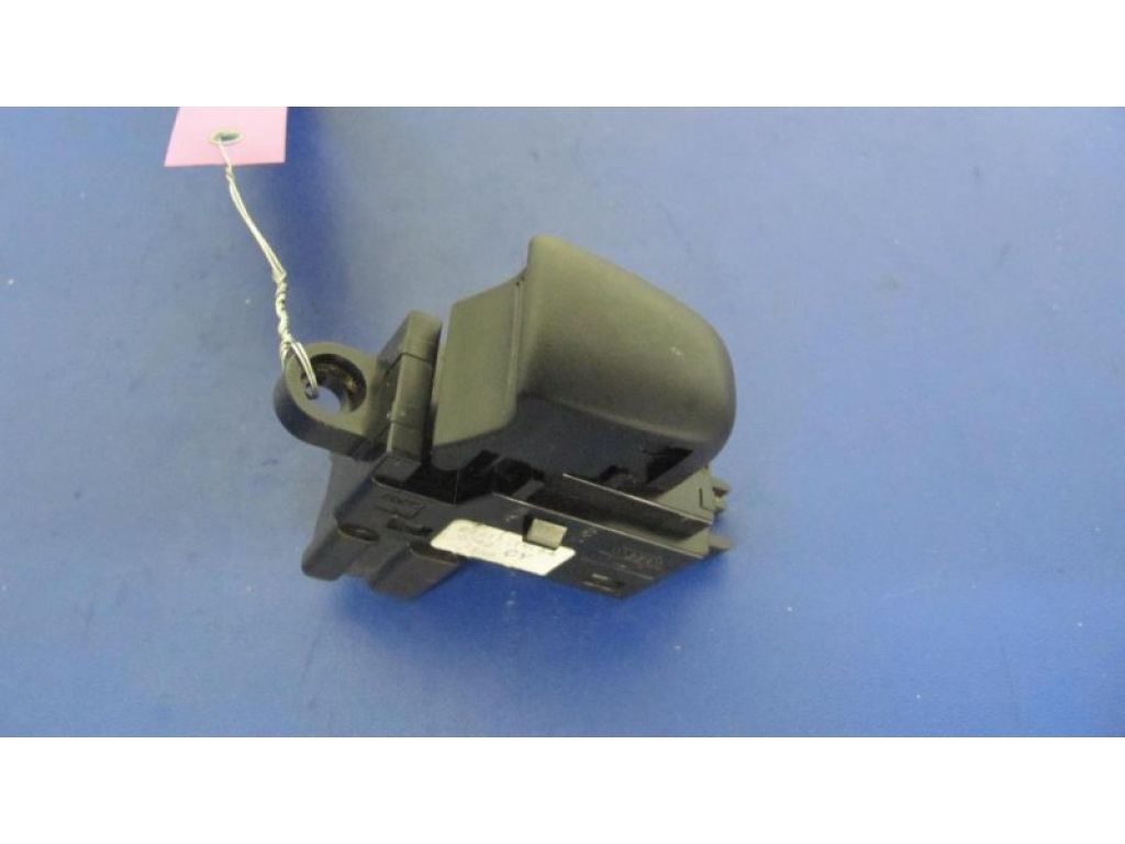25411-1KL0A | Кнопка стеклоподъемника NISSAN LEAF 10-17 - Фото 4