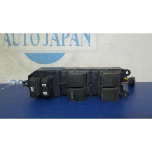 Блок керування склопідіймачами передній лівий TOYOTA TUNDRA 07-13 84820-0R030