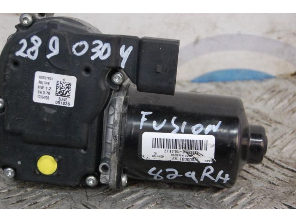 DS73-17504-BG | Моторчик склоочисника передн. прав. FORD FUSION 14- - Фото 2