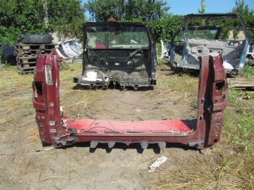 Задня частина TOYOTA FJ CRUISER 06-15