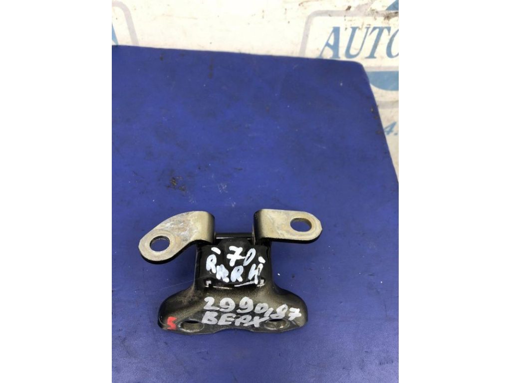 68750-06010 | Петля двері верхня задн. прав. TOYOTA CAMRY 70 17-