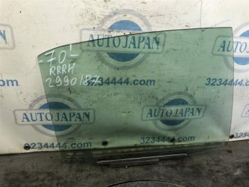 Скло дверей задн. прав. TOYOTA CAMRY 70 17-