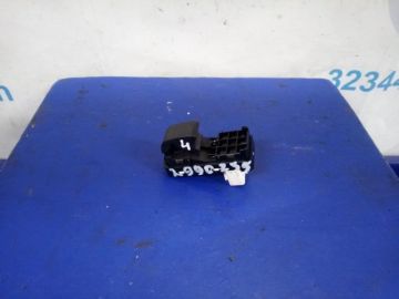 Кнопка стеклоподъемника MAZDA 3 BL 09-13