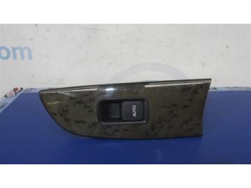 Кнопка склопідіймача задн. лів. LEXUS IS250/350 05-13