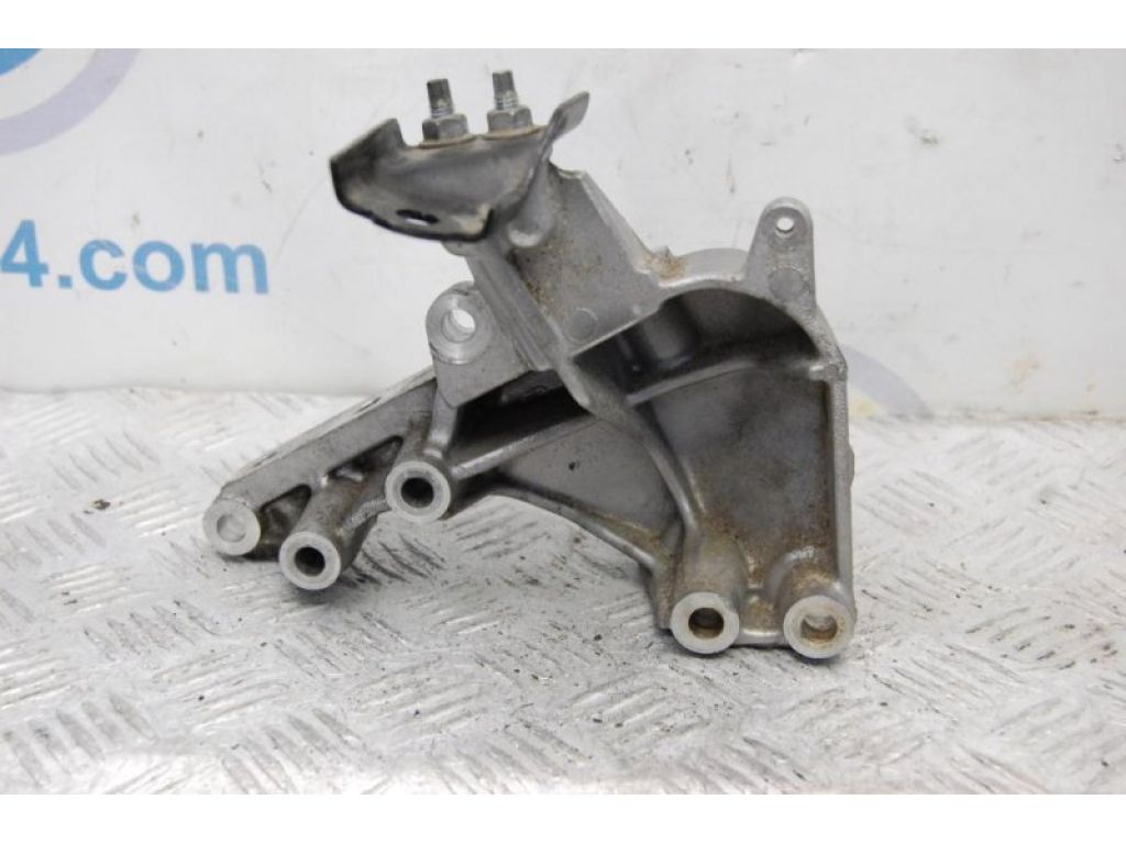 12315-0P031 | Кронштейн двигателя TOYOTA SIENNA 11-16 - Фото 3