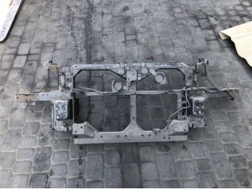 Панель передня INFINITI M35/M45 04-10