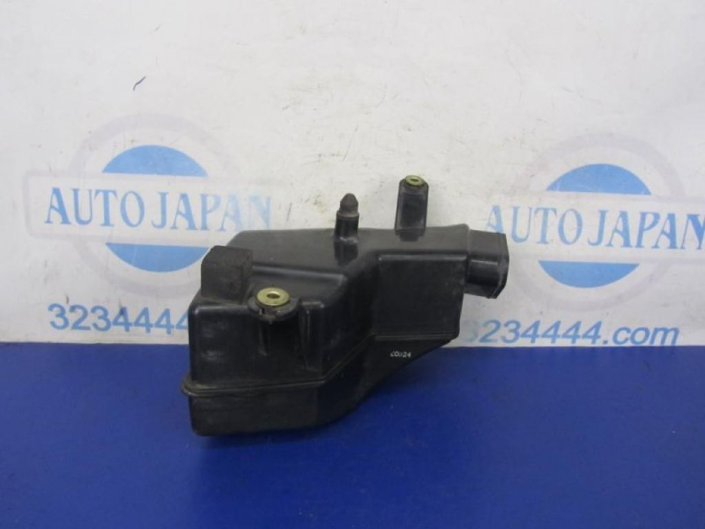 16585-9Y500 | Резонатор воздушного фильтра NISSAN TEANA J31 03-07 - Фото 3