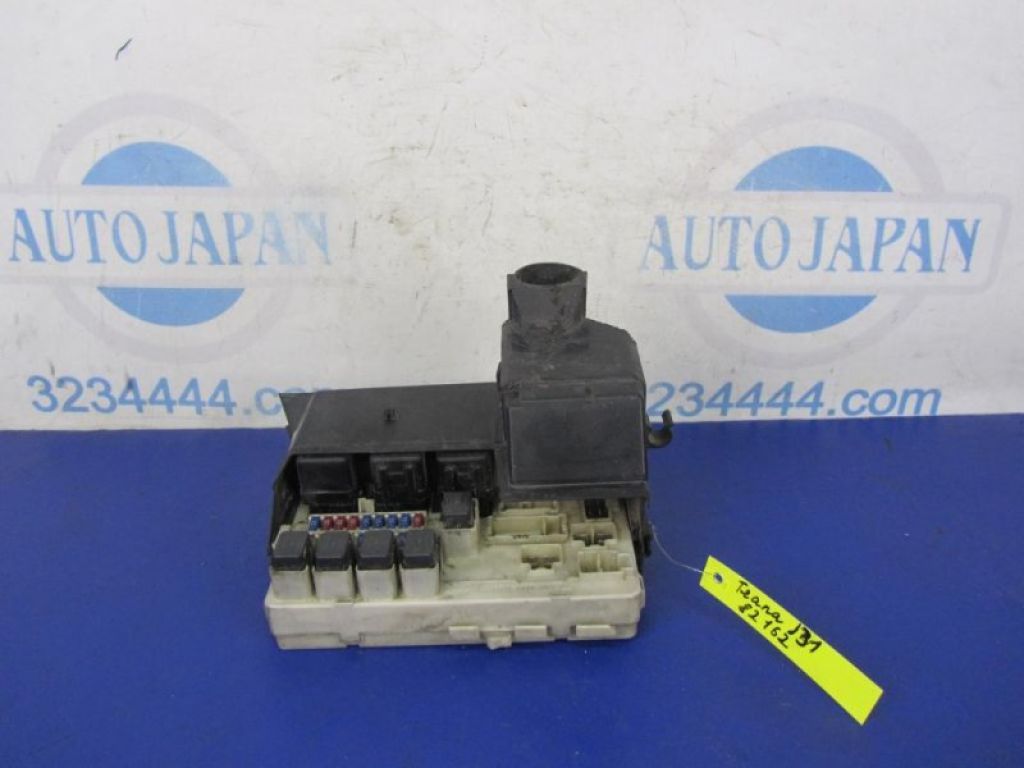 284B7-9W51A | Блок предохранителей моторный отсек NISSAN TEANA J31 03-07