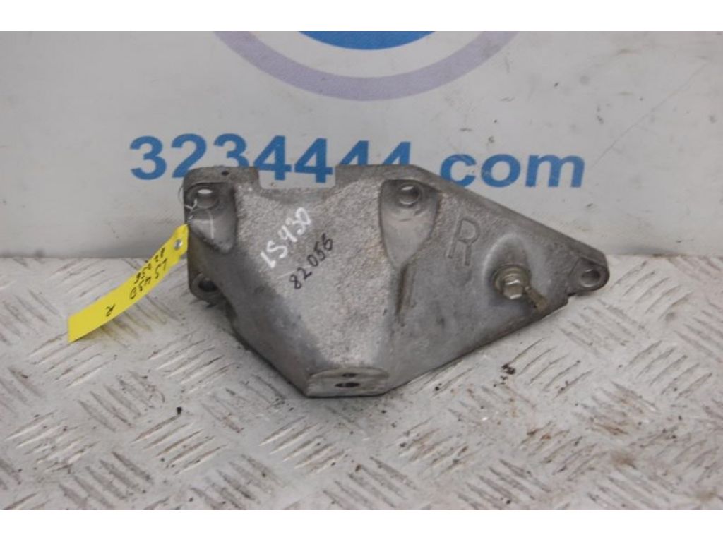 12311-50130 | Кронштейн двигуна прав. LEXUS LS430 00-06