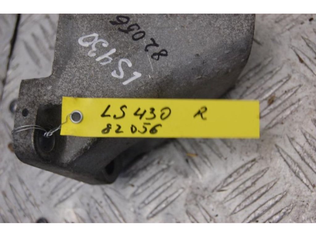 12311-50130 | Кронштейн двигуна прав. LEXUS LS430 00-06 - Фото 2