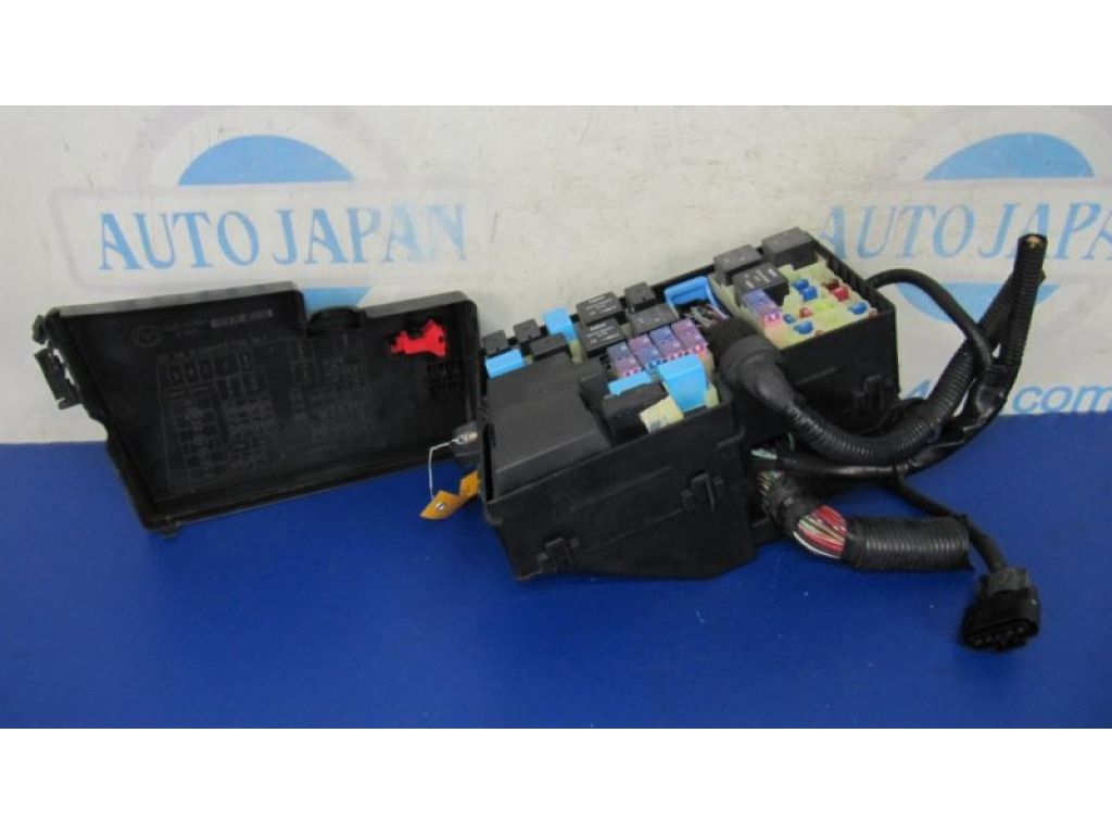 EH44-66-760B | Блок предохранителей моторный отсек MAZDA CX-7 06-12