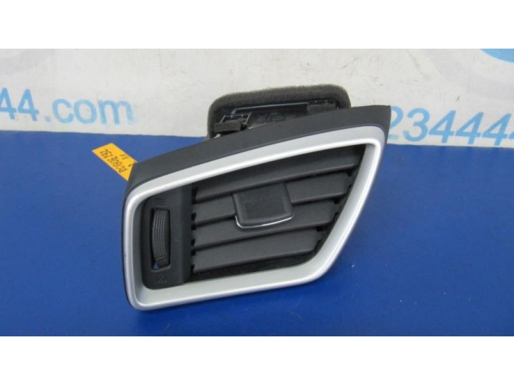 68761-4CE1A | Дефлектор воздушный лев. NISSAN X-TRAIL/ROGUE T32 13-20