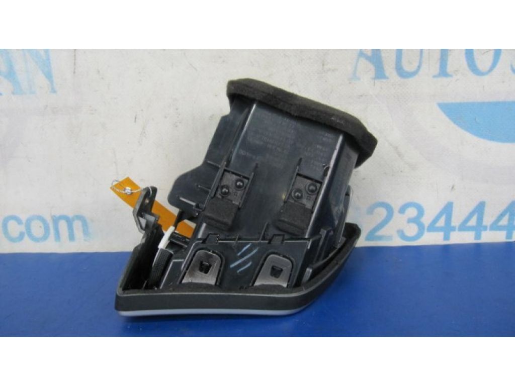 68760-4CE1A | Дефлектор воздушный прав. NISSAN X-TRAIL/ROGUE T32 13-20 - Фото 4