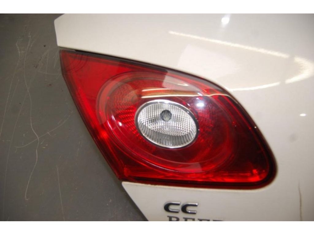 3C8 827 025 C | Крышка багажника VOLKSWAGEN PASSAT CC 08-12 - Фото 3