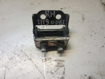 Петля кришки багажника прав. MAZDA CX-9 06-16