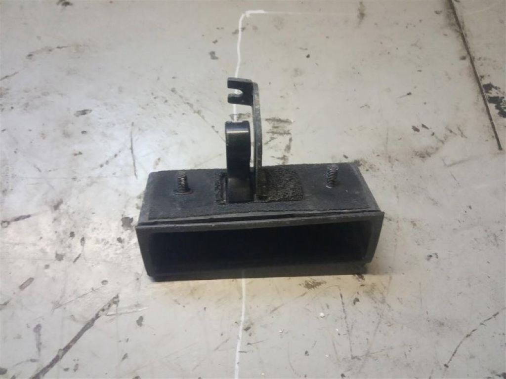 TD11-62-410 | Ручка дверей багажника MAZDA CX-9 06-16 - Фото 2