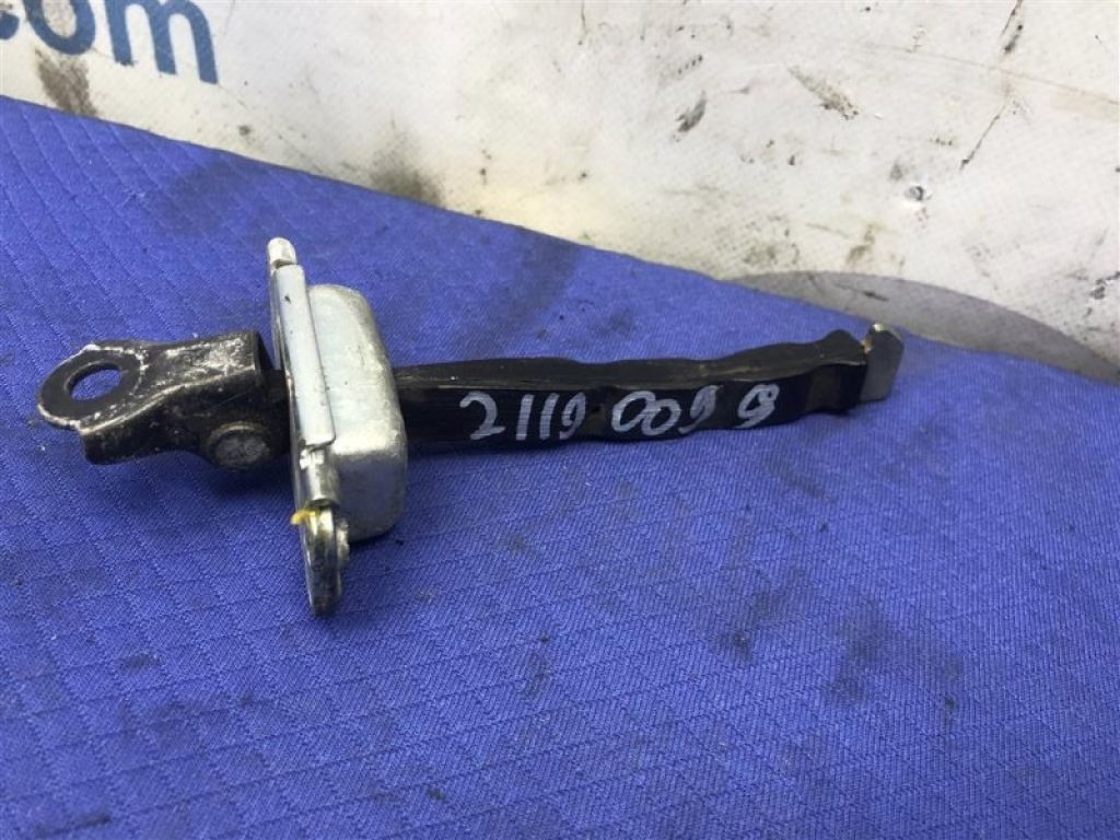 79390-3X001 | Ограничитель двери передн. прав. HYUNDAI ELANTRA MD 10-15