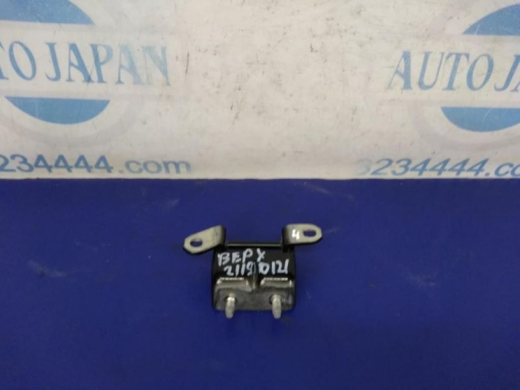 82400-3NA1A | Петля двері верхня задн. прав. NISSAN X-TRAIL/ROGUE T32 13-20