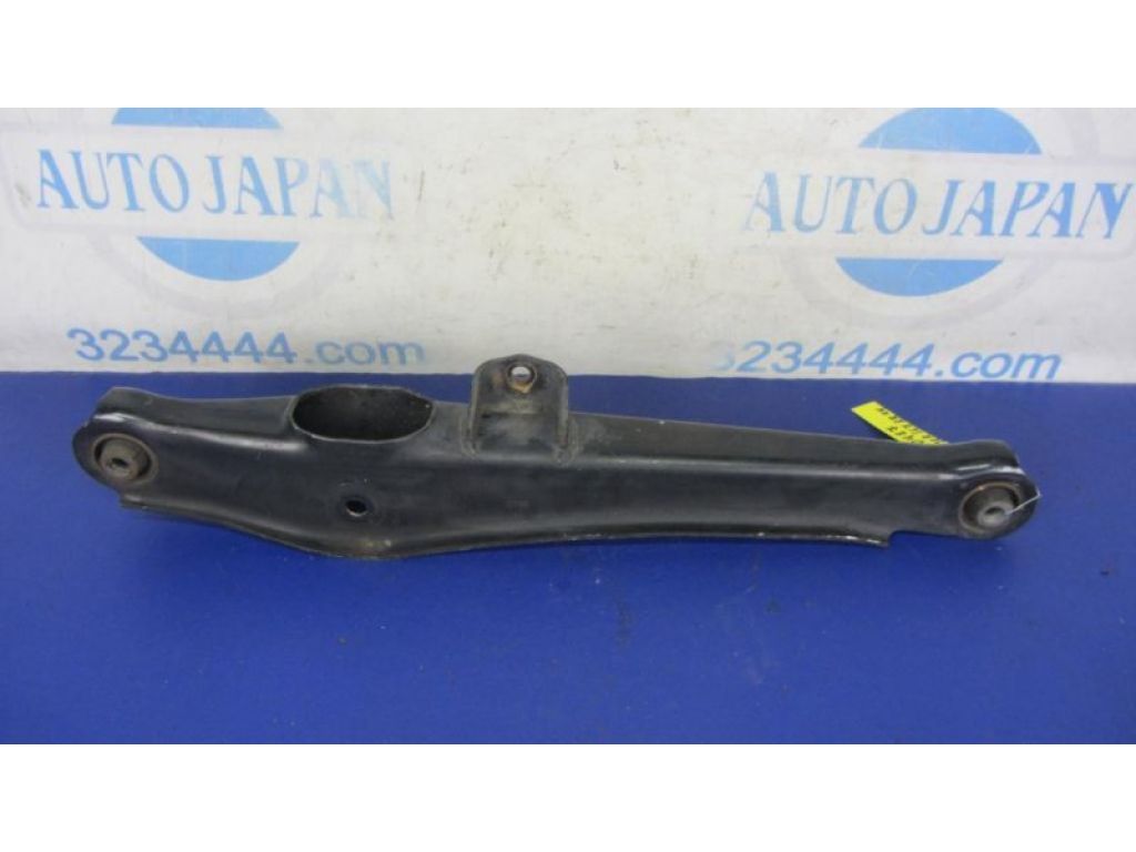 4113A135 | Рычаг задней подвески поперечный нижний прав. MITSUBISHI LANCER X 10 07-15