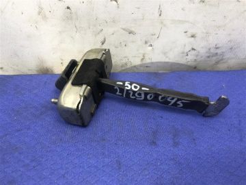 Обмежувач дверей задн. прав. TOYOTA CAMRY 50 12-15