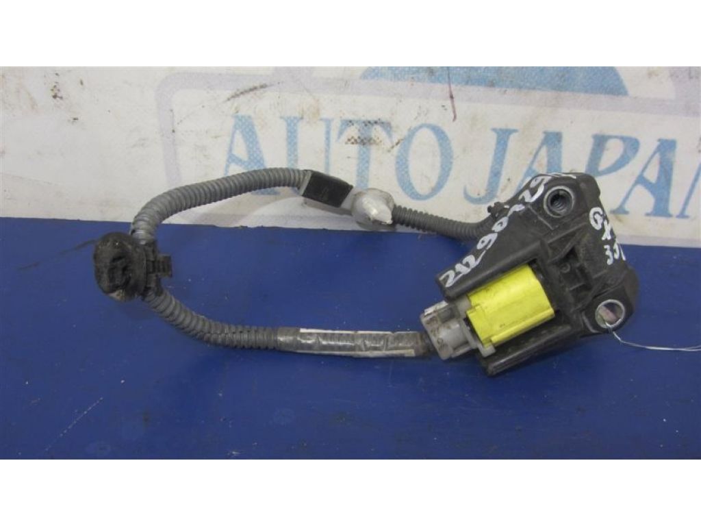 Датчик удару LEXUS GS350 GS300 05-11