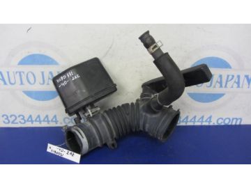 Патрубок воздушного фильтра TOYOTA CAMRY 40 06-11