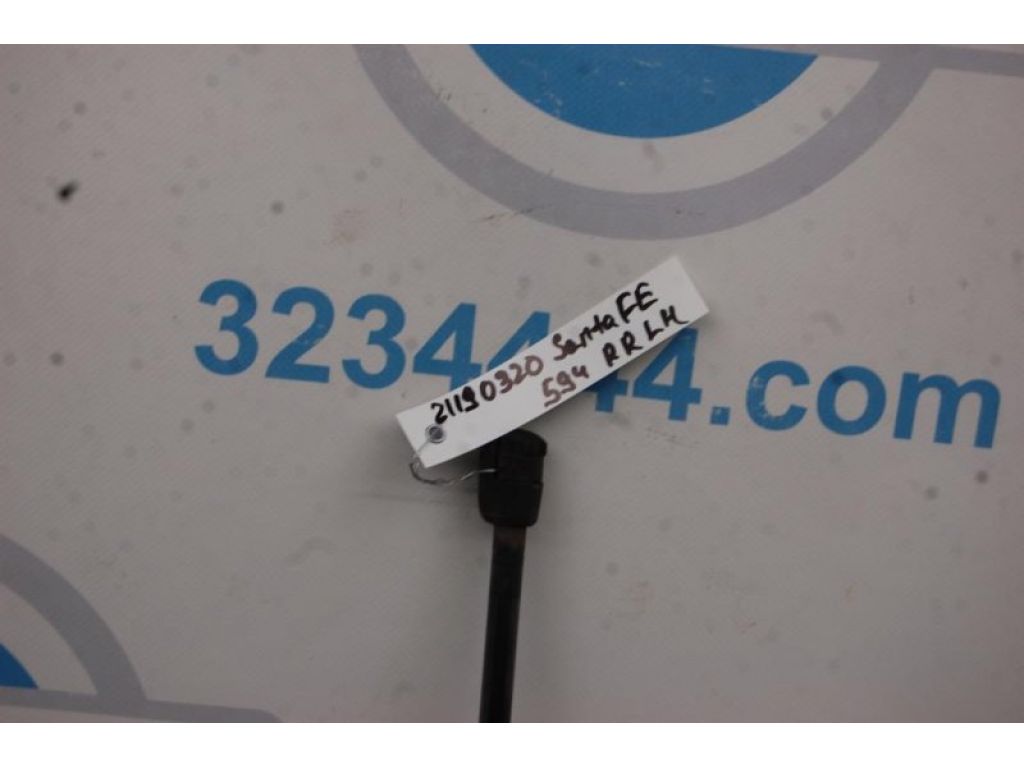 81770-0W000 | Амортизатор крышки багажника лев. HYUNDAI SANTA FE (CM) 05-12 - Фото 2