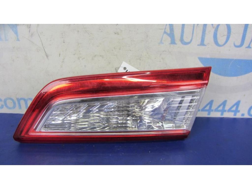 81580-06380 | Фонарь внутренний задн. прав. TOYOTA CAMRY 50 12-15