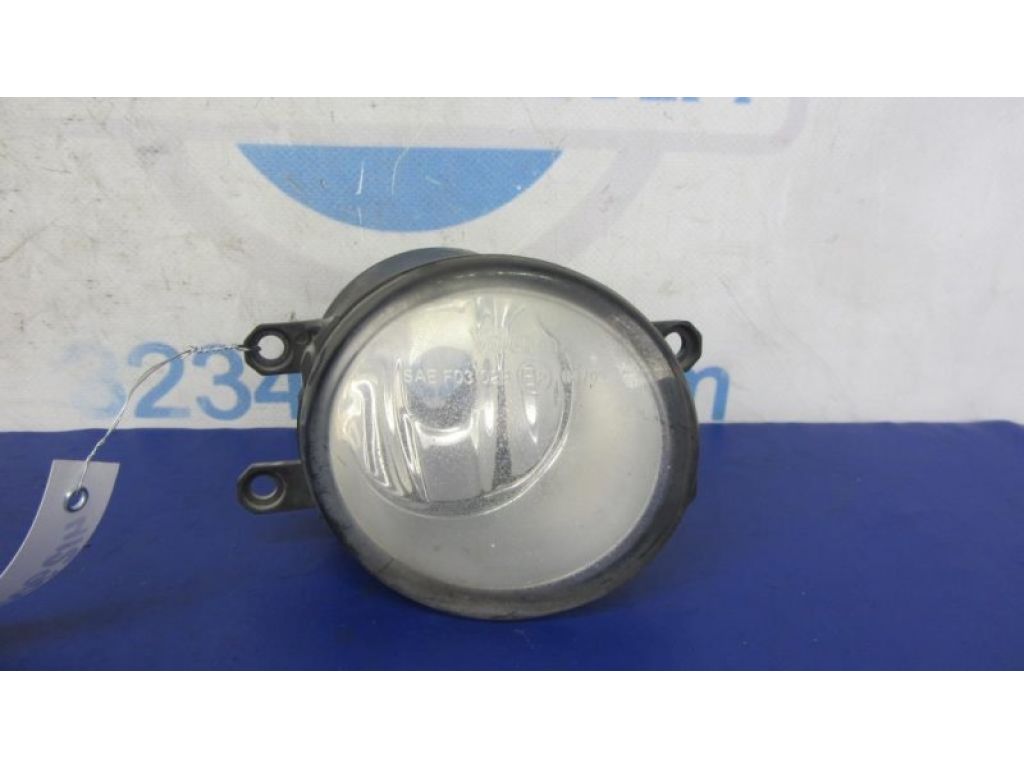 81210-0D041 | Протитуманна фара прав. TOYOTA CAMRY 40 06-11