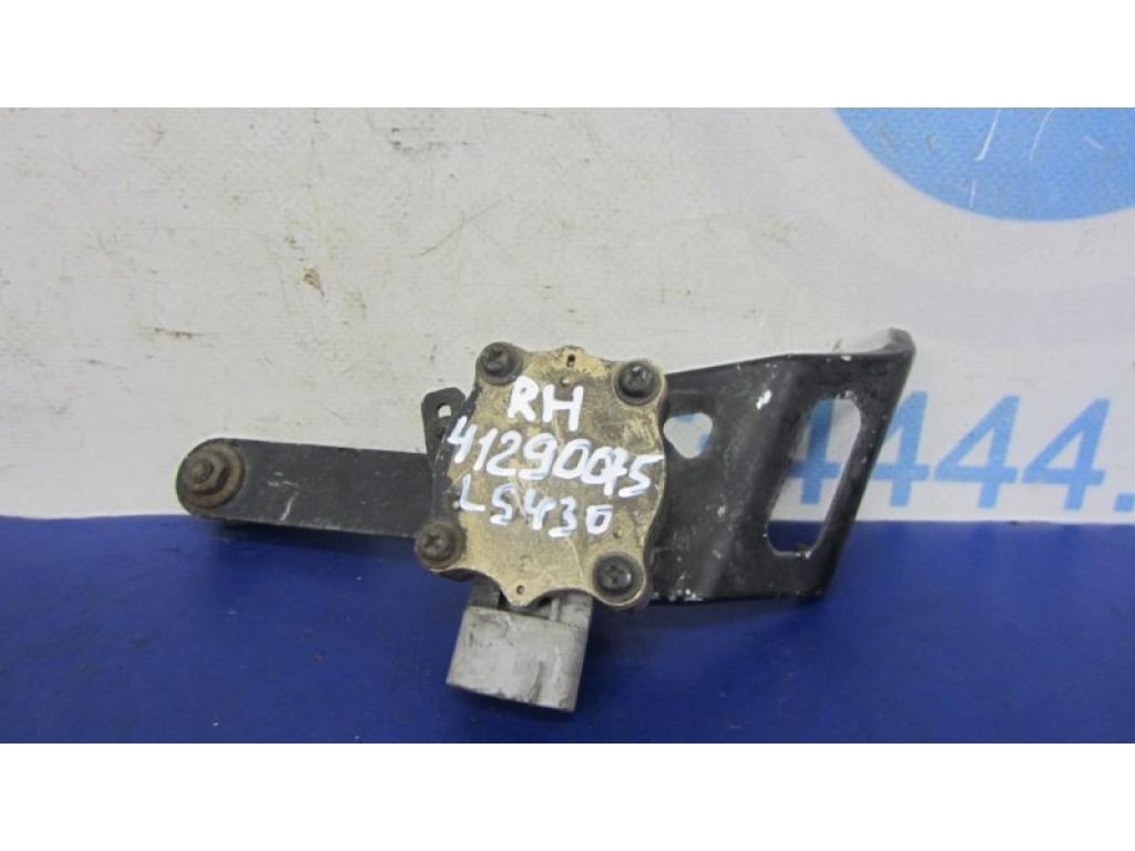 89407-50060 | Датчик положення кузова задн. прав. LEXUS LS430 00-06