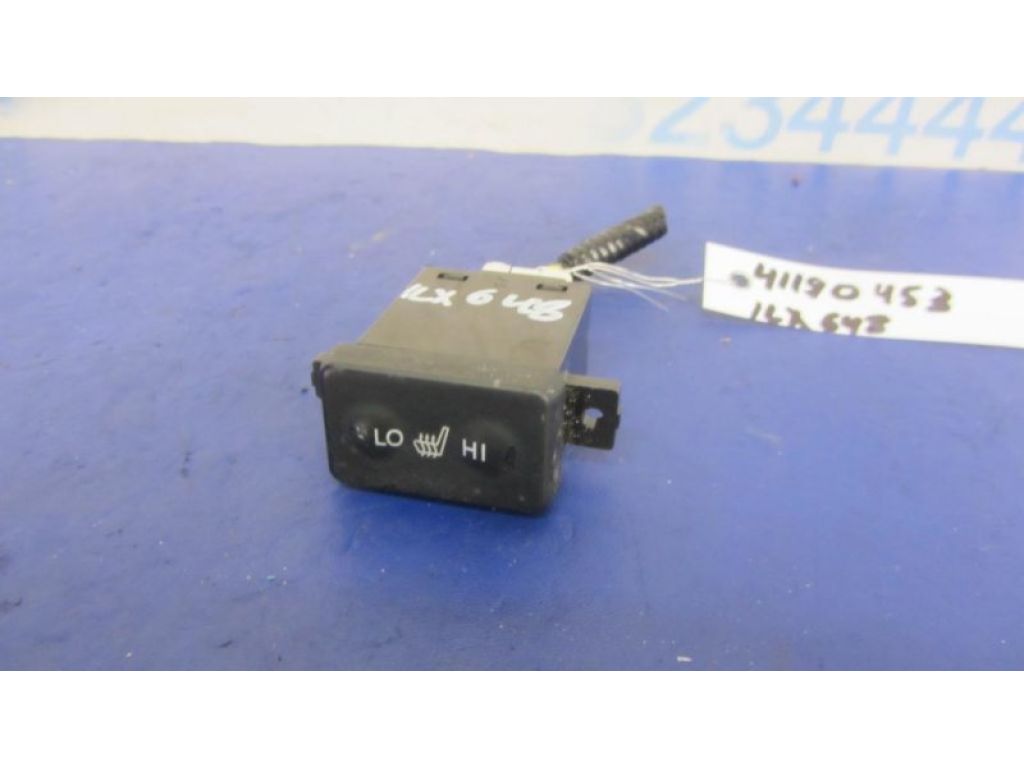35600-TX6-003 | Кнопка обогрева сидений прав. ACURA ILX 12-16