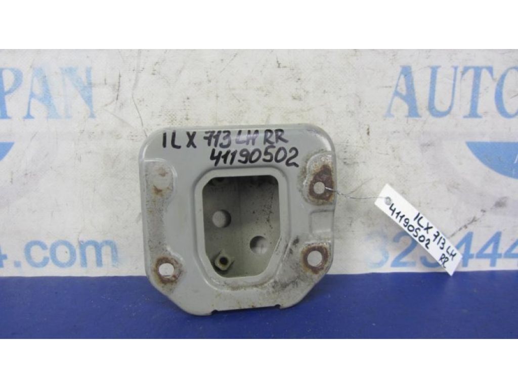 71585-TX6-A00ZZ | Кронштейн підсилювача заднього бампера лів. ACURA ILX 12-16
