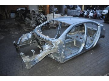 Чверть кузова передня лів. CHEVROLET VOLT 10-15